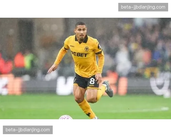 若昂戈麦斯雨中德比精彩破门 狼队取胜终结连败颓势