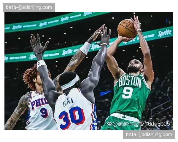 埃奇库姆30+10成历史新秀首人，76人探花展现大心脏特质